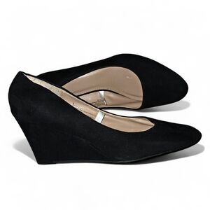 A‎ New Day Black Suede Wedge Pumps – Size 9